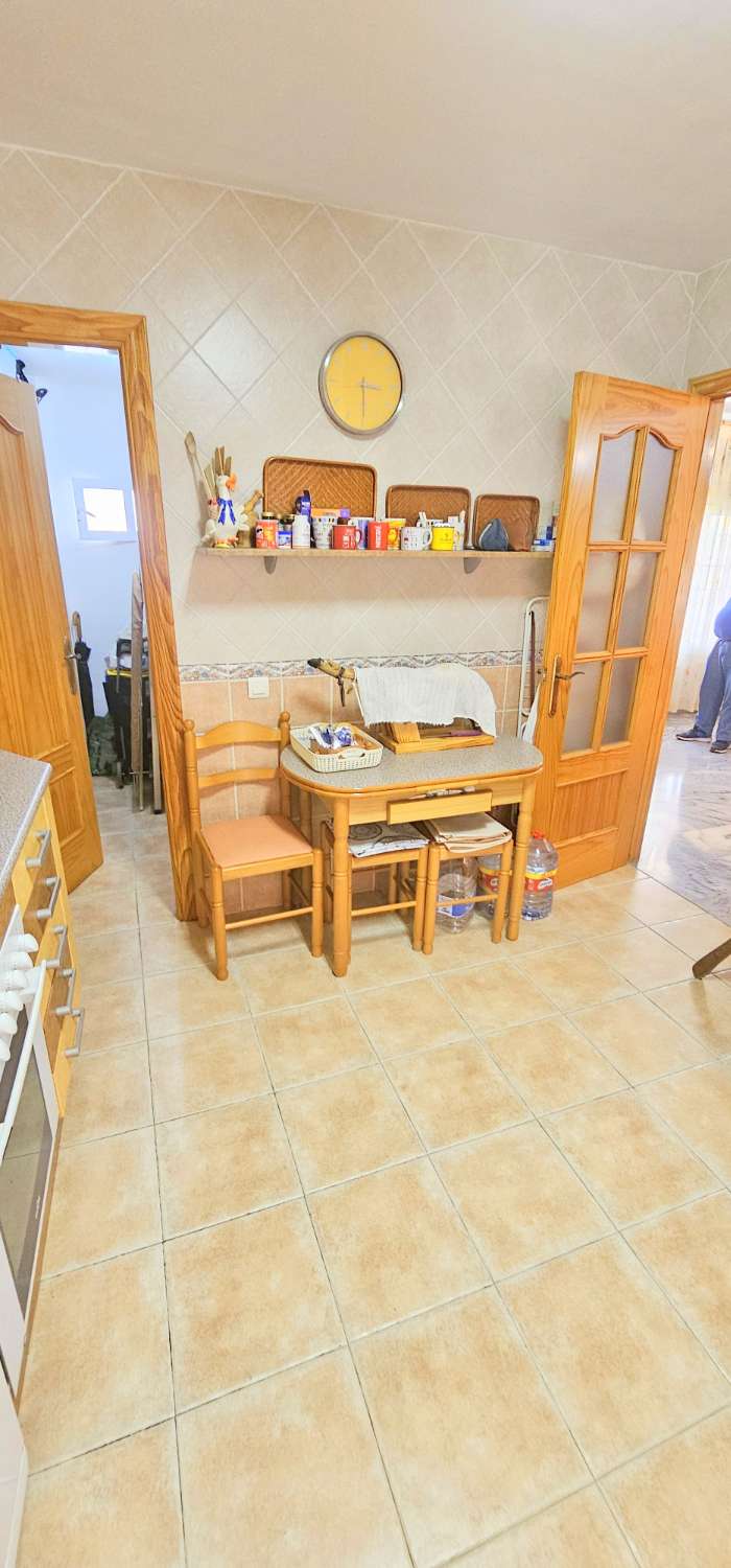 Chalet for sale in Paseo Marítimo de Levante (Torre del Mar)