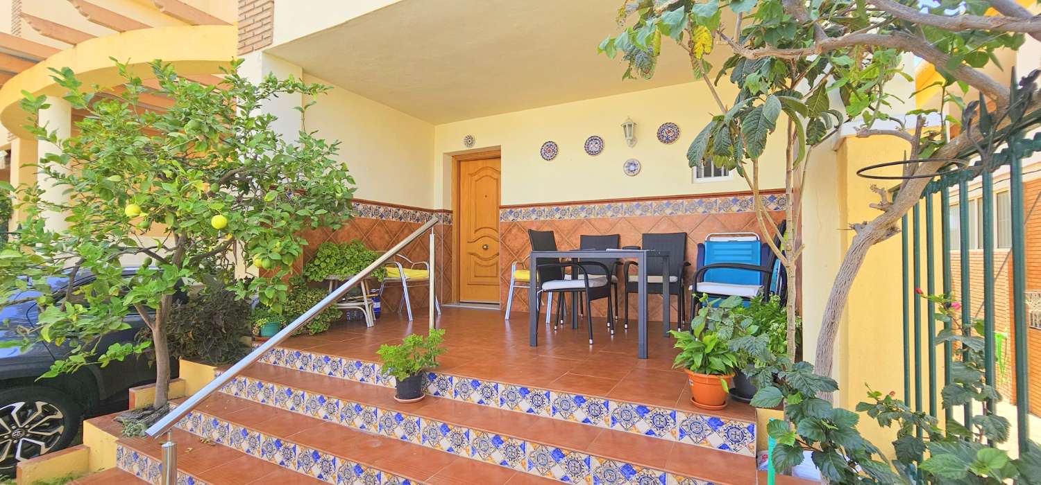 Chalet for sale in Paseo Marítimo de Levante (Torre del Mar)